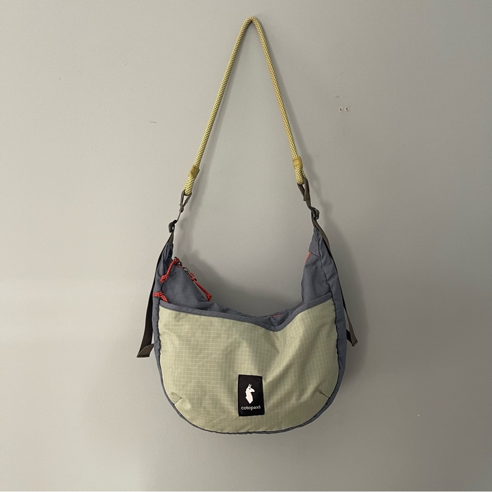 cotopaxi Green and Navy Crossbody Shoulder Bag with Yellow Strap